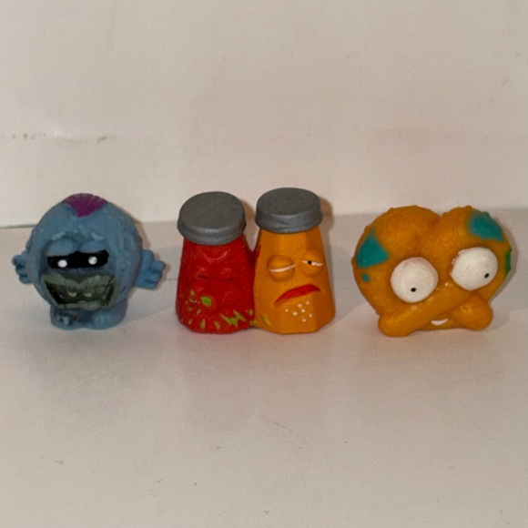 💩 LOT OF 3 TRASH PACK TOY SQUISHY FIGURES WITH GARBAGE & TOILET CONTAINER 💩 - Picture 3 of 15